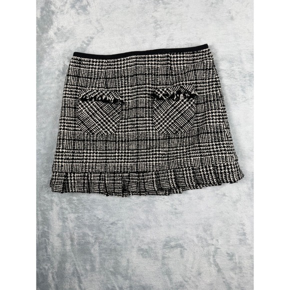 Nanette Lepore Dresses & Skirts - Nanette Lepore Black White Tweed Plaid Ruffle Mini Skirt Size 8 Made in USA